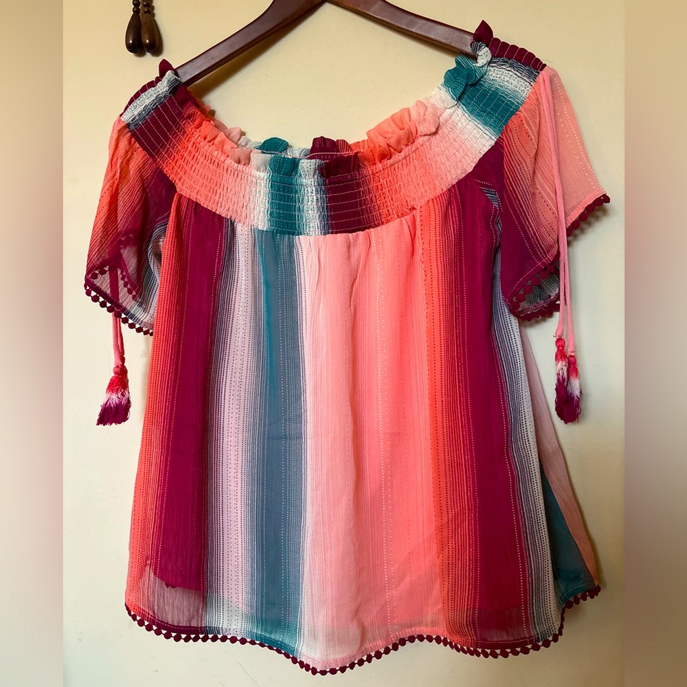Off-shoulder Xhilaration women’s top